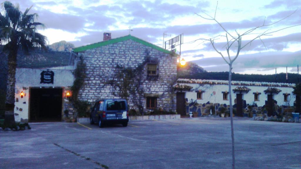 Alojamiento Rural La Caseria De Piedra Restaurante Jaén Exteriér fotografie